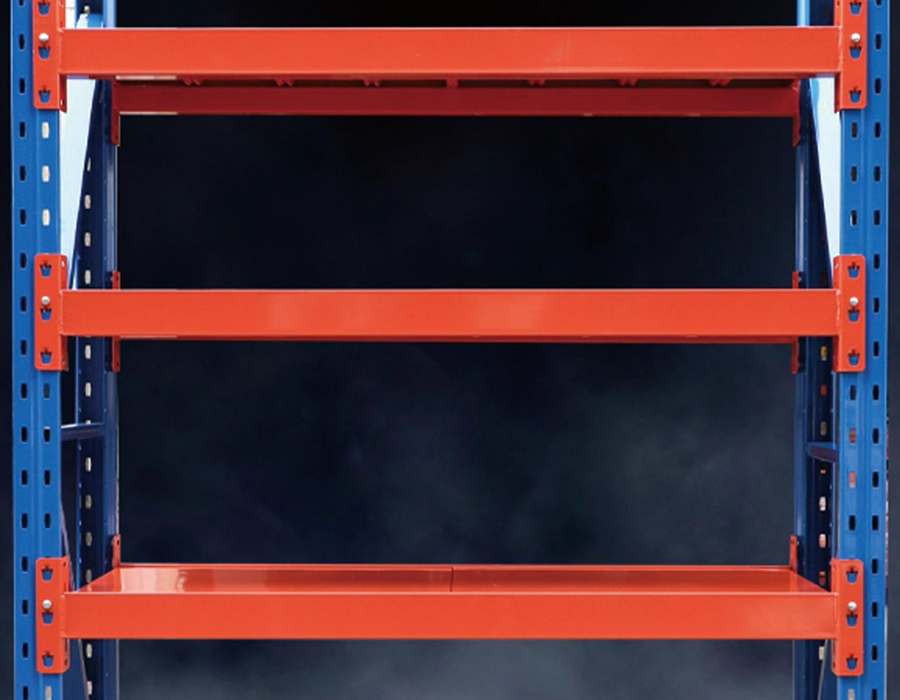 Medium-duty boltløse hyller (500-800 kg/lag)